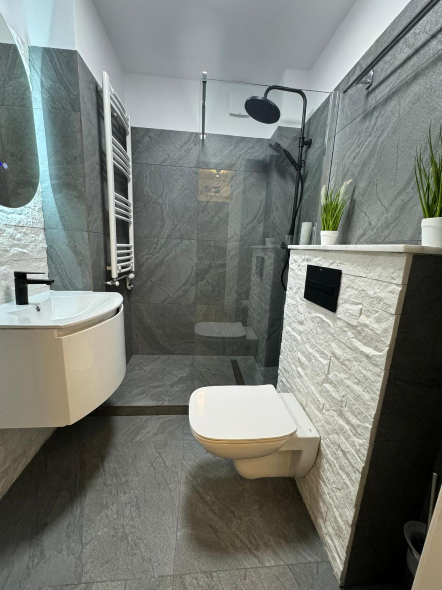 Central Suite Bukarest Kültér fotó