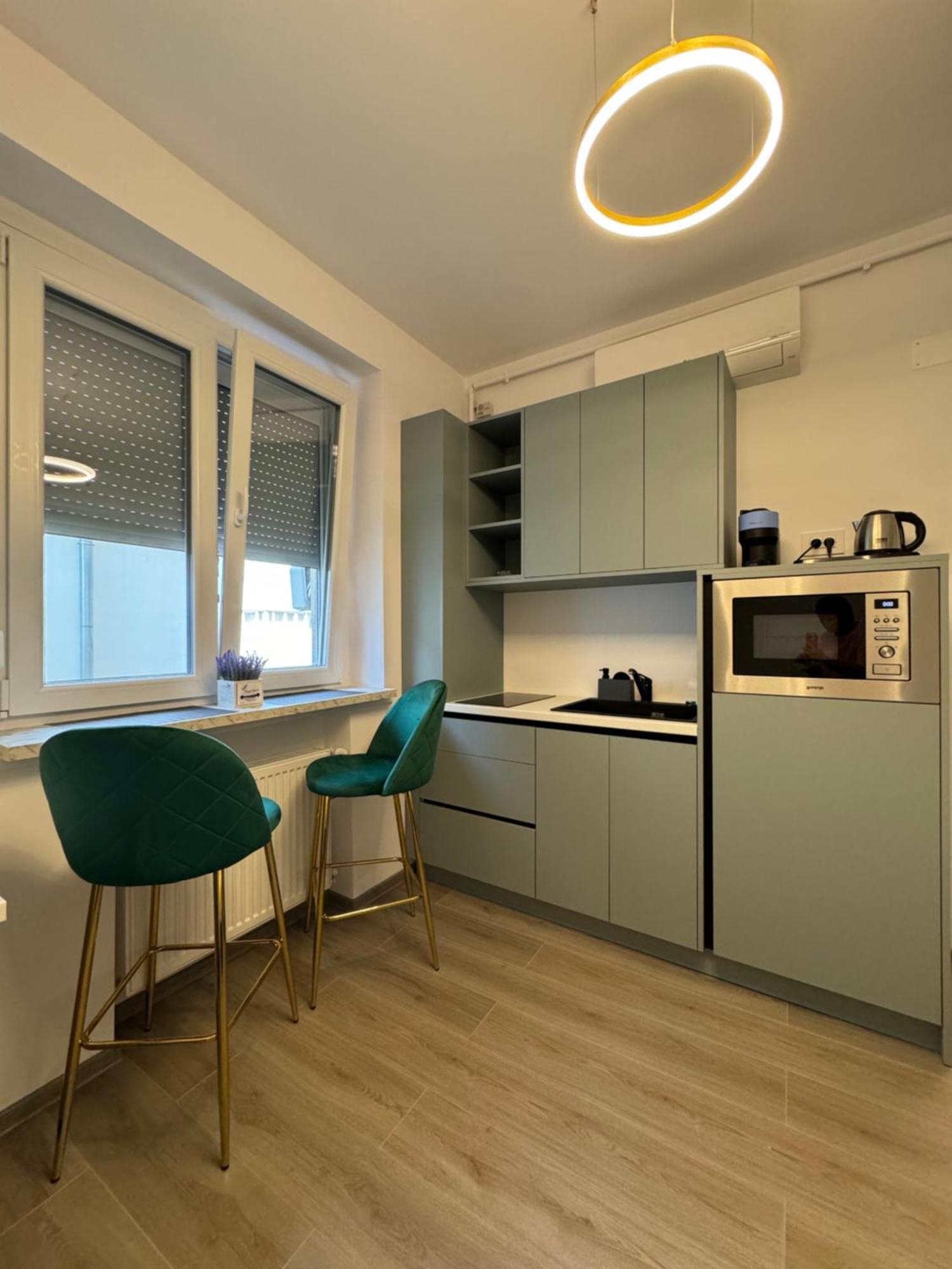 Central Suite Bukarest Kültér fotó